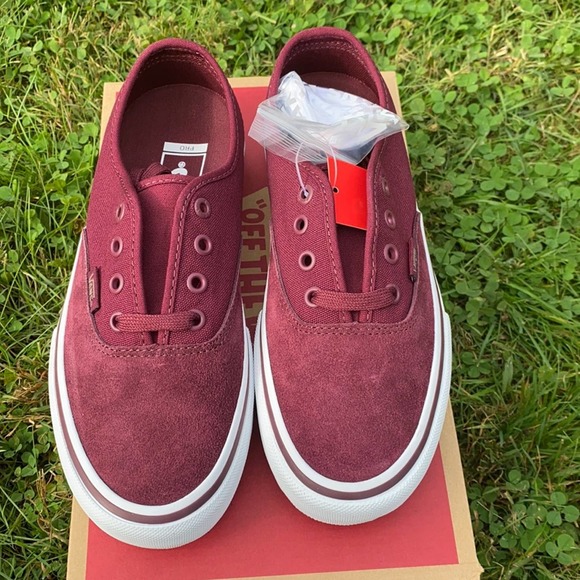 NWT/NIB Adult Vans Authentic Suede Pro Sneaker in Port (Sz 6.5 Men/ 8 Women) - Picture 4 of 12